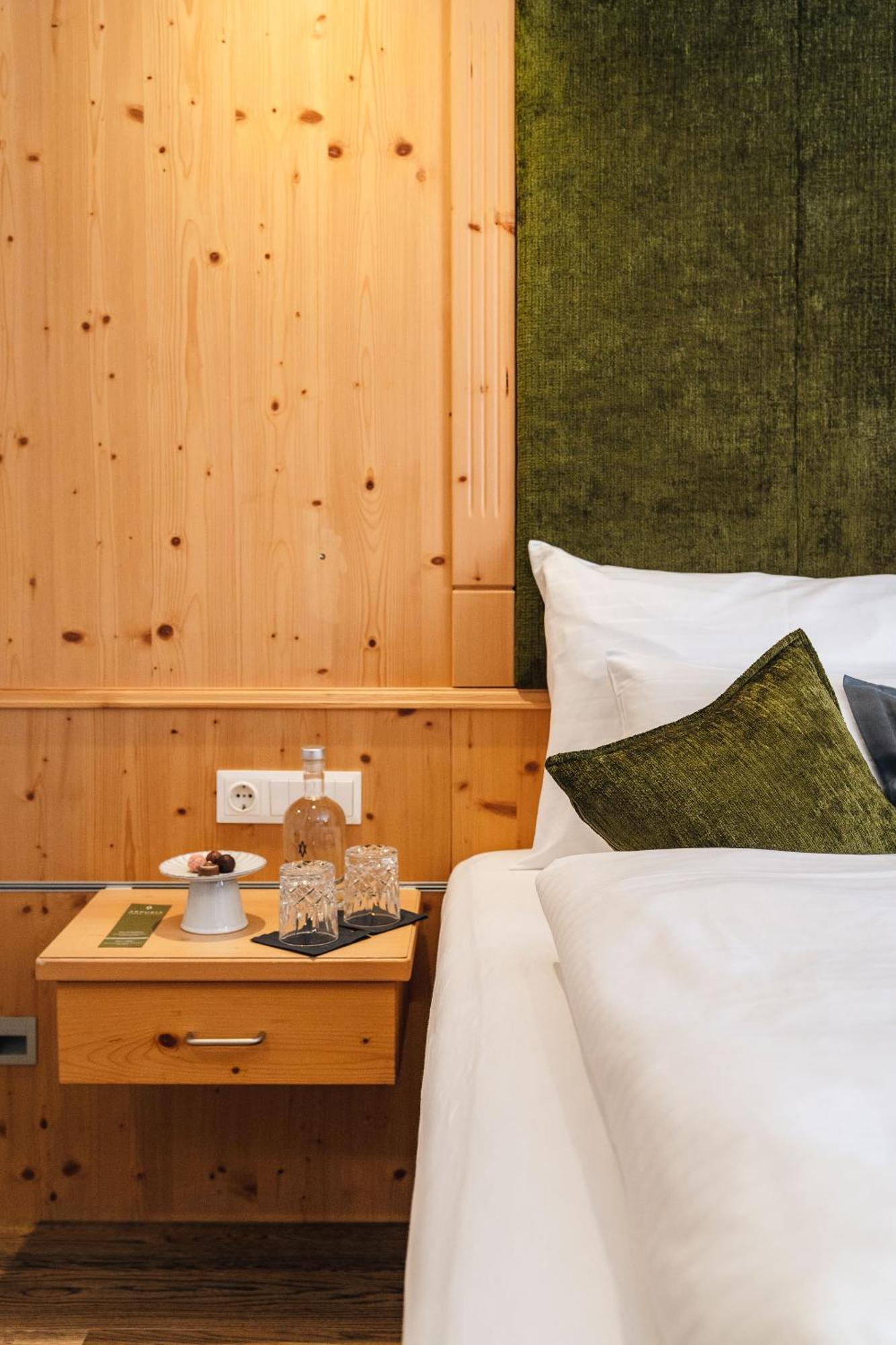 Arpuria L Hidden Luxury Mountain Home - Adults Friendly Sankt Anton am Arlberg Ruang foto